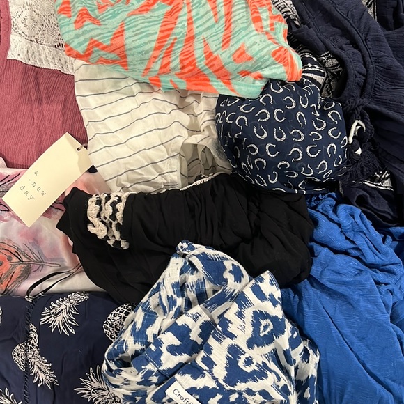 Hollister Tops - 8 shirts mixed lot small and medium bundle